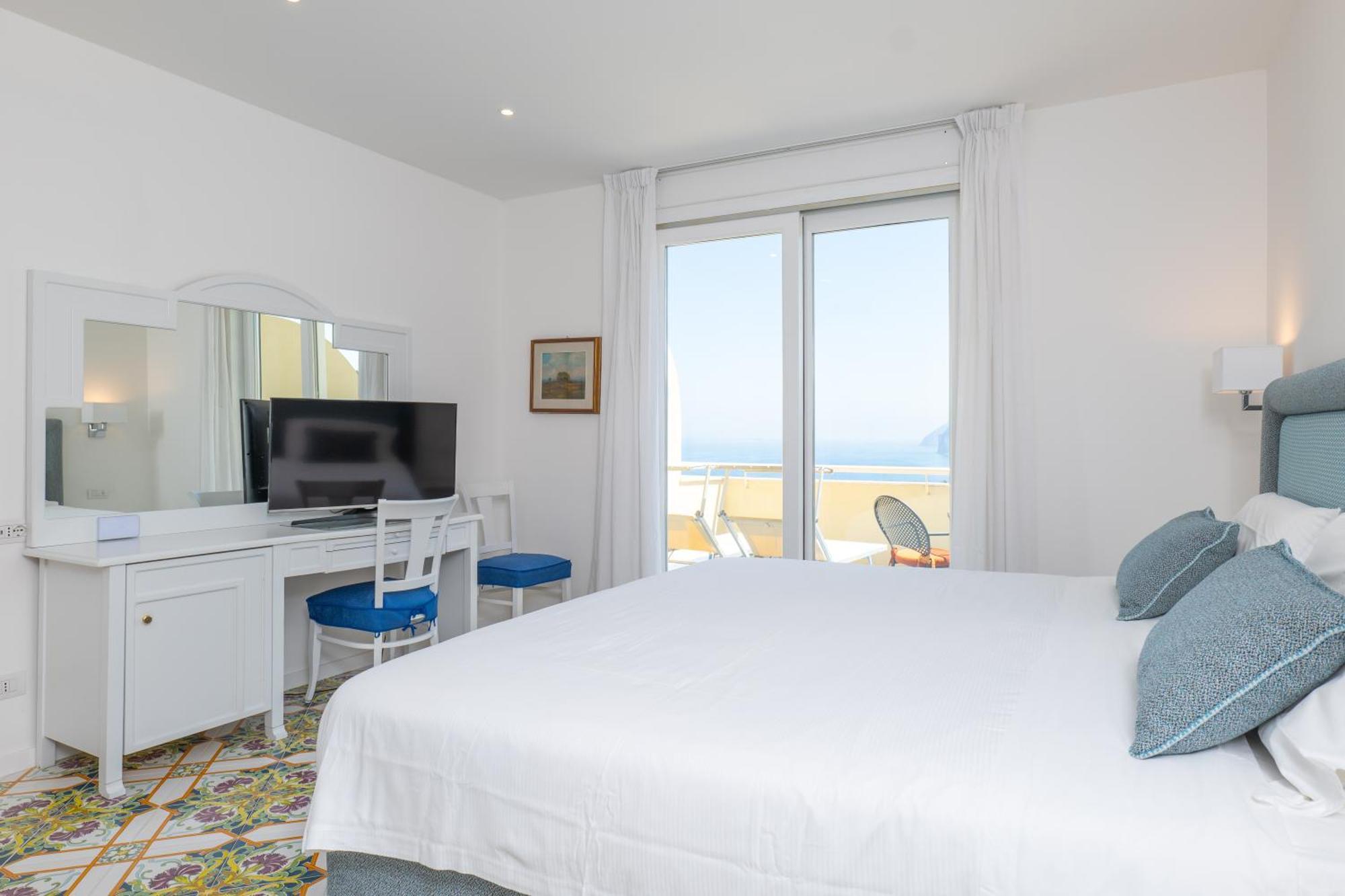 Junior Suite,1540889482:JPEG